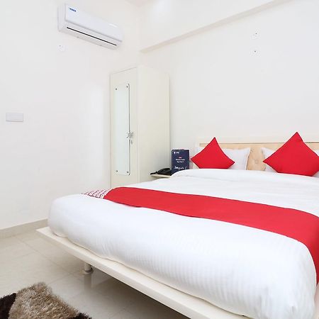 Oyo 13406 Hotel Golden Leaf Bareilly Luaran gambar