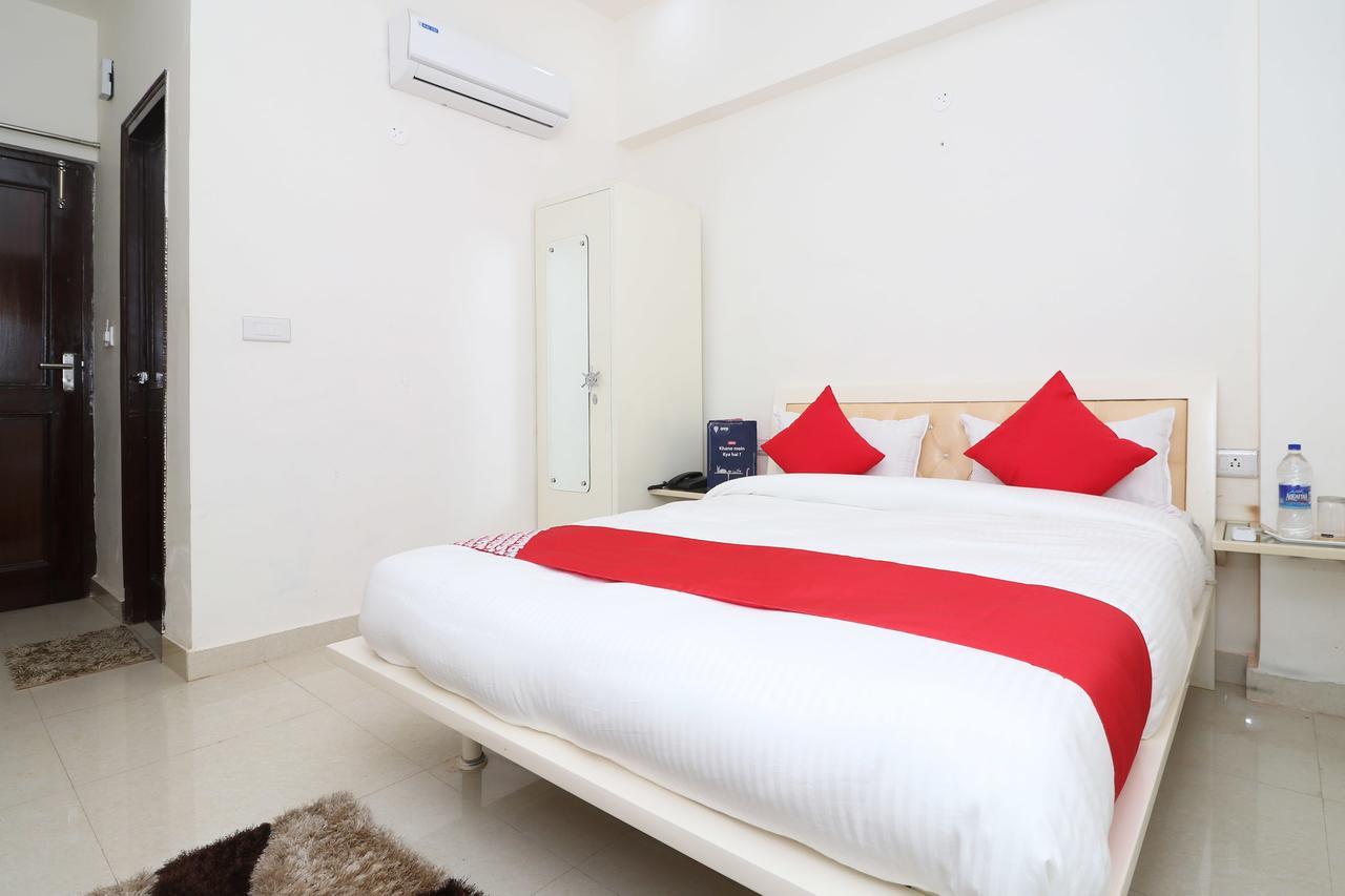 Oyo 13406 Hotel Golden Leaf Bareilly Luaran gambar