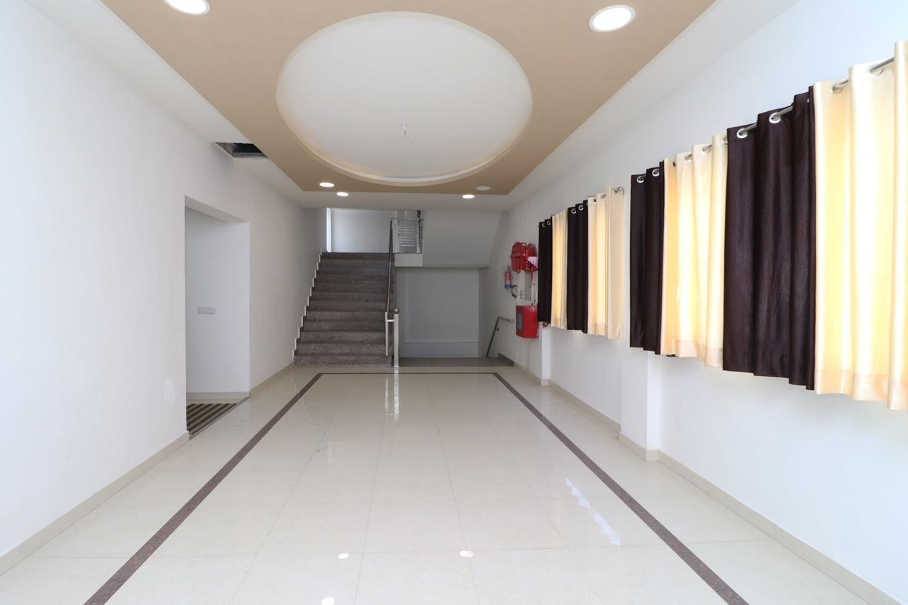 Oyo 13406 Hotel Golden Leaf Bareilly Luaran gambar